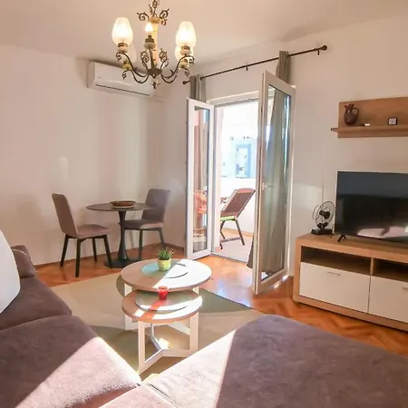 Il Mar - New With Garage Apartman Makarska