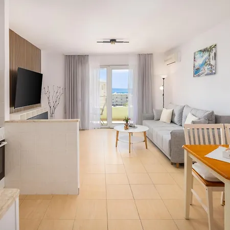 Apartamento Il Mar - New With Garage Makarska